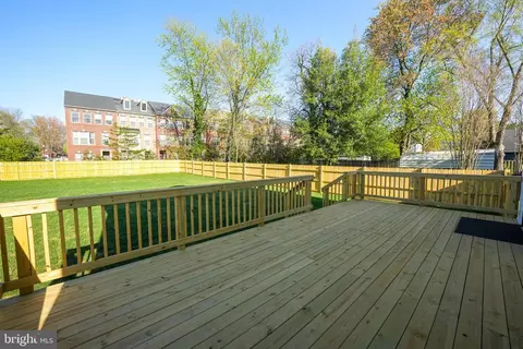 Exterior - 9309 Maple St, Manassas, VA 20110 photo 2 of 11