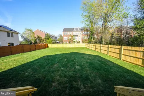 Exterior - 9309 Maple St, Manassas, VA 20110 photo 1 of 11