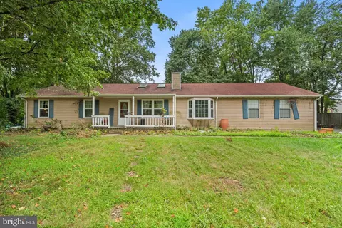 Exterior - 9201 Winterset Dr, Manassas, VA 20110 photo 1 of 5
