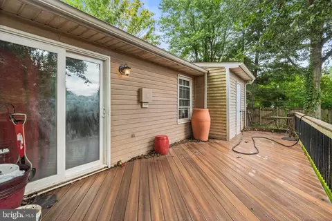 Exterior - 9201 Winterset Dr, Manassas, VA 20110 photo 4 of 5