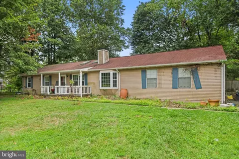 9201 Winterset Dr, Manassas, VA 20110