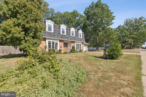Exterior - 8600 Stonewall Rd, Manassas, VA 20110 photo 2 of 6