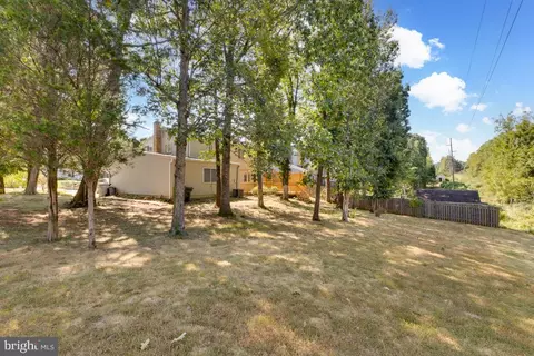 Exterior - 8600 Stonewall Rd, Manassas, VA 20110 photo 6 of 6
