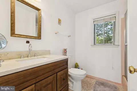 Bath - 8600 Stonewall Rd, Manassas, VA 20110 photo 1 of 2