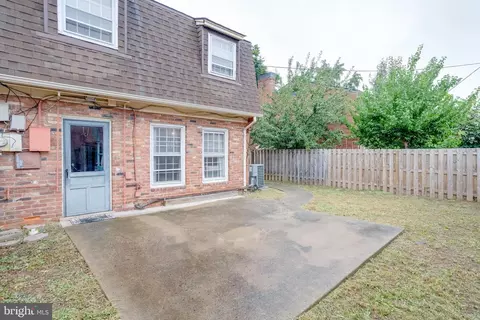 Exterior - 9119 Portner Ave, Manassas, VA 20110 photo 7 of 8
