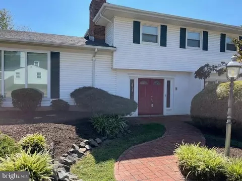 9511 Park St, Manassas, VA 20110
