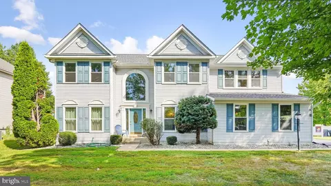 8601 Dutchman Ct, Manassas, VA 20110