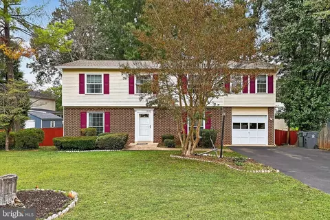 Exterior - 10139 Springhouse Ct, Manassas, VA 20110 photo 3 of 11