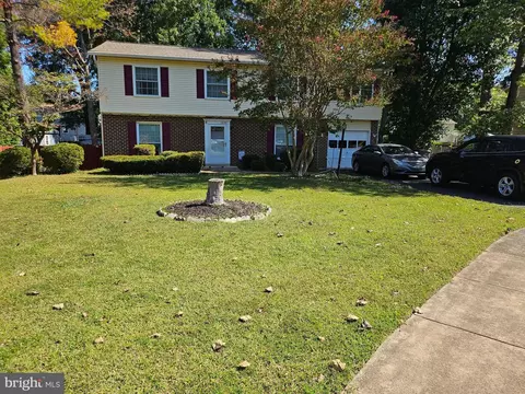 Exterior - 10139 Springhouse Ct, Manassas, VA 20110 photo 2 of 11