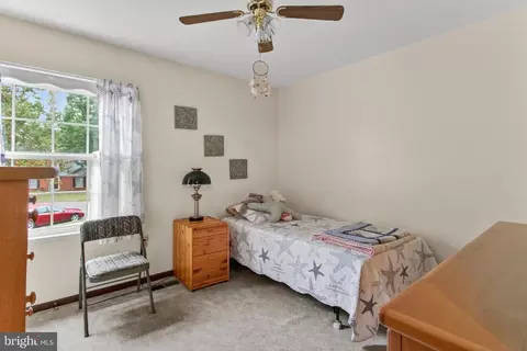 Bedroom - 10139 Springhouse Ct, Manassas, VA 20110 photo 5 of 5