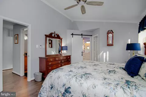 Bedroom - 9317 Waterford Dr, Manassas, VA 20110 photo 2 of 5