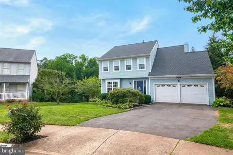 Exterior - 9317 Waterford Dr, Manassas, VA 20110 photo 4 of 15