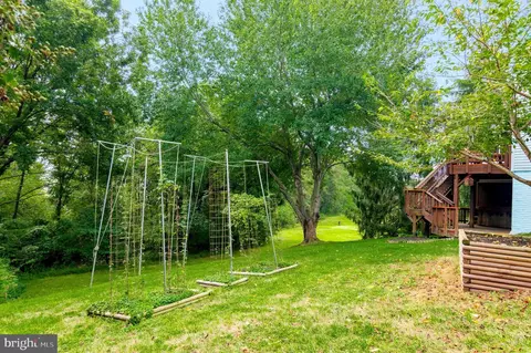 Exterior - 9317 Waterford Dr, Manassas, VA 20110 photo 6 of 15