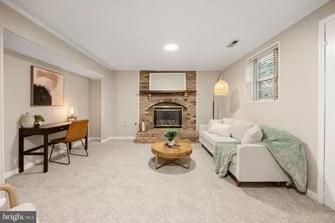 9541 Justin Ln, Manassas, VA 20110 photo 32