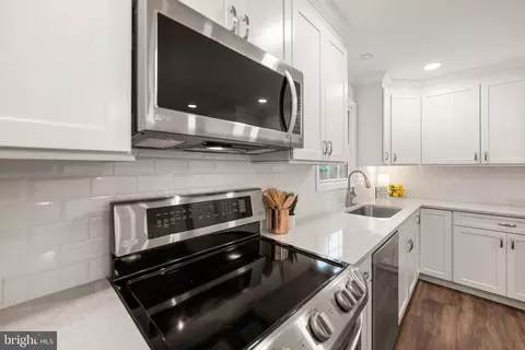 9541 Justin Ln, Manassas, VA 20110 photo 6