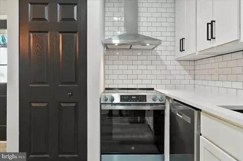 Other - 9833 Town Ln, Manassas, VA 20110 photo 2 of 10