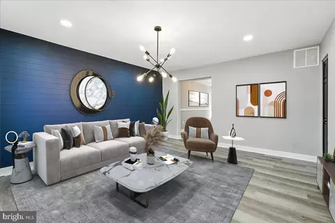 Living - 9833 Town Ln, Manassas, VA 20110 photo 1 of 1