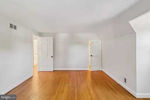 Bedroom - 8751 Weir St, Manassas, VA 20110 photo 5 of 6