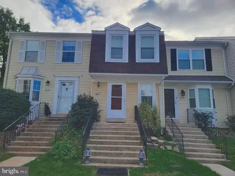 8657 Braxted Ln, Manassas, VA 20110