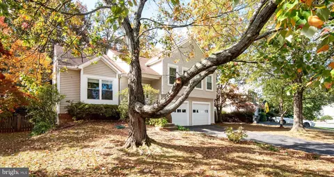 Exterior - 9518 Sandy Ct, Manassas, VA 20110 photo 4 of 13
