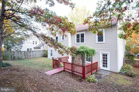 Exterior - 9518 Sandy Ct, Manassas, VA 20110 photo 10 of 13