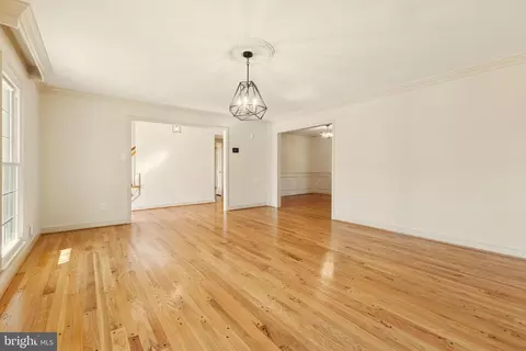 Living - 8794 Grant Ave, Manassas, VA 20110 photo 4 of 12