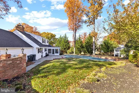 Exterior - 8794 Grant Ave, Manassas, VA 20110 photo 23 of 32