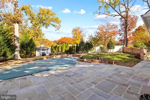 Exterior - 8794 Grant Ave, Manassas, VA 20110 photo 26 of 32