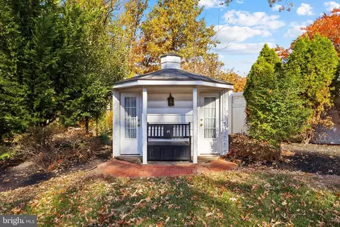 Exterior - 8794 Grant Ave, Manassas, VA 20110 photo 29 of 32