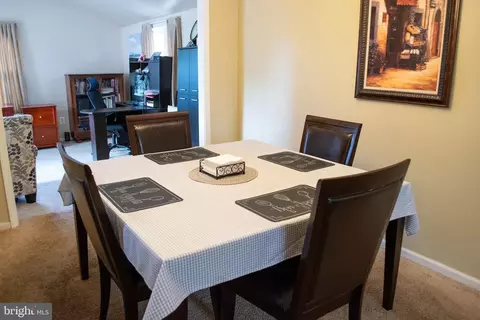 9626 Autumn Pl, Manassas, VA 20110 photo 2