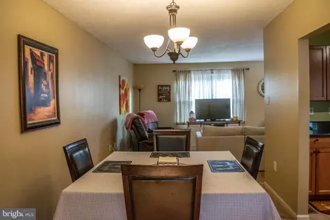 9626 Autumn Pl, Manassas, VA 20110 photo 10