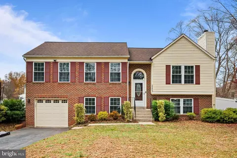 10286 S Grant Ave, Manassas, VA 20110
