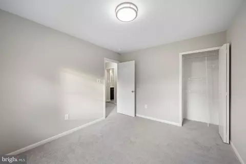 Bedroom - 8516 Cavalry Ln, Manassas, VA 20110 photo 4 of 5