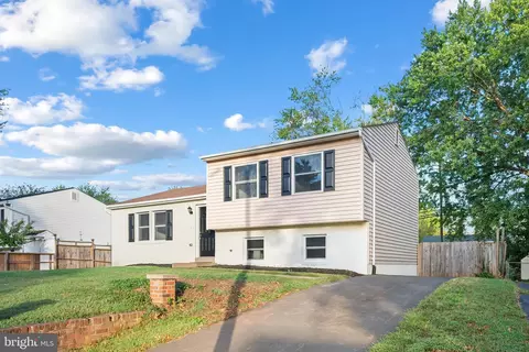 Exterior - 8516 Cavalry Ln, Manassas, VA 20110 photo 2 of 4