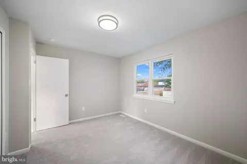 Bedroom - 8516 Cavalry Ln, Manassas, VA 20110 photo 1 of 5