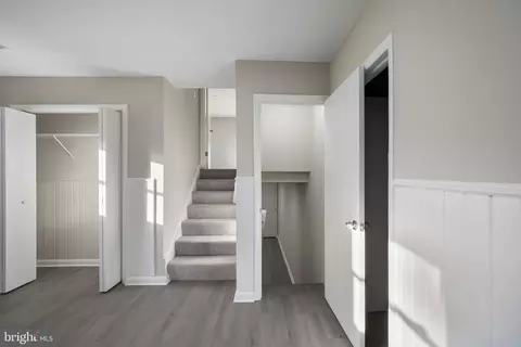 Entry Way - 8516 Cavalry Ln, Manassas, VA 20110 photo 3 of 4