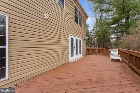 Exterior - 10140 Forest Hill Cir, Manassas, VA 20110 photo 7 of 7