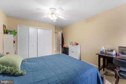 Bedroom - 10140 Forest Hill Cir, Manassas, VA 20110 photo 5 of 5