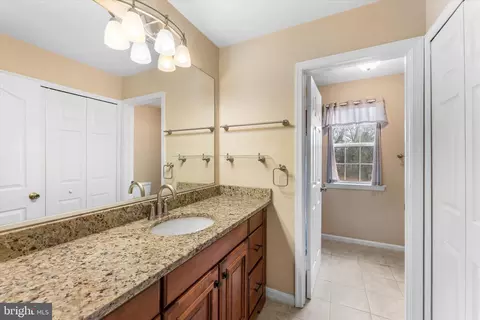 Bath - 10140 Forest Hill Cir, Manassas, VA 20110 photo 2 of 2