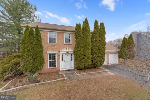 10140 Forest Hill Cir, Manassas, VA 20110