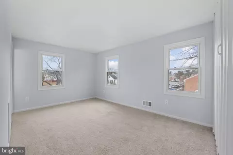 Bedroom - 9636 Aspen Pl, Manassas, VA 20110 photo 4 of 8