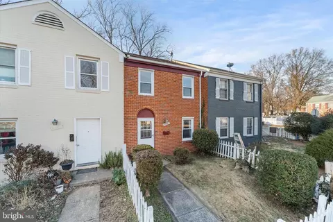 9828 Buckner Rd, Manassas, VA 20110