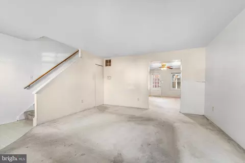 Living - 9828 Buckner Rd, Manassas, VA 20110 photo 1 of 2