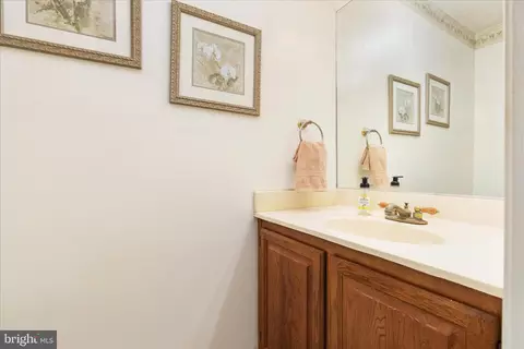 Bath - 10283 Cedar Ridge Dr, Manassas, VA 20110 photo 1 of 6