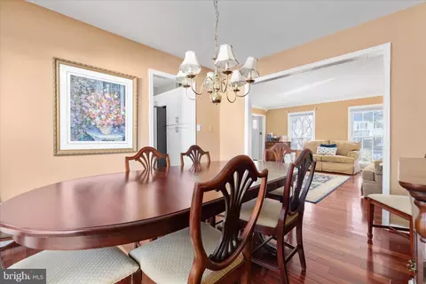 Dining - 10283 Cedar Ridge Dr, Manassas, VA 20110 photo 2 of 4
