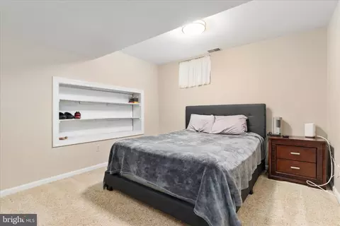 Bedroom - 10283 Cedar Ridge Dr, Manassas, VA 20110 photo 6 of 6