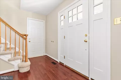 Entry Way - 10283 Cedar Ridge Dr, Manassas, VA 20110 photo 1 of 7