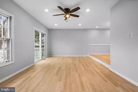 8504 Saddle Ct, Manassas, VA 20110 photo 11