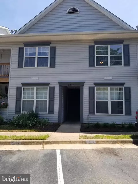 9211 Azure Ct #202, Manassas, VA 20110