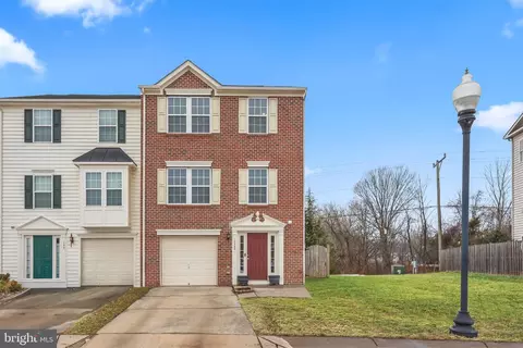 10260 Whitworth Ln, Manassas, VA 20110